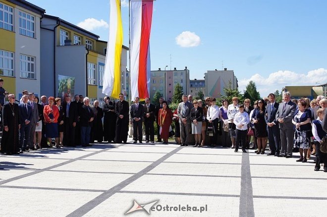 Uroczystości w Szkole Podstawowej nr 10 [19.05.2014] - zdjęcie #99 - eOstroleka.pl