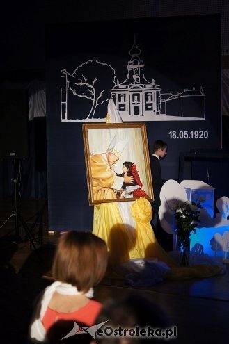 Uroczystości w Szkole Podstawowej nr 10 [19.05.2014] - zdjęcie #80 - eOstroleka.pl