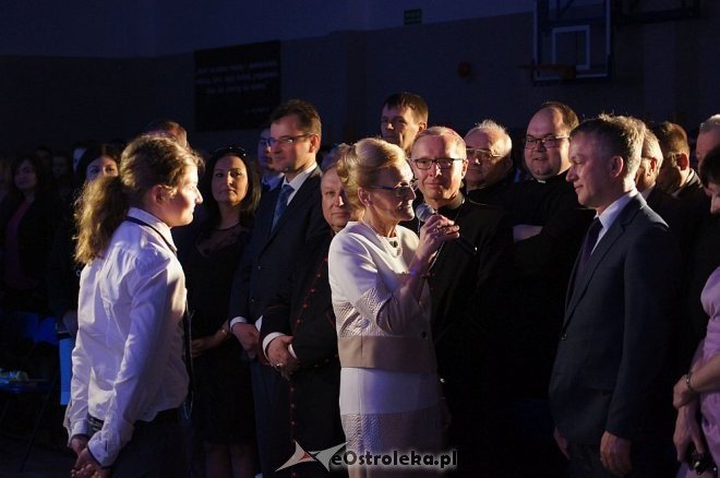 Uroczystości w Szkole Podstawowej nr 10 [19.05.2014] - zdjęcie #75 - eOstroleka.pl