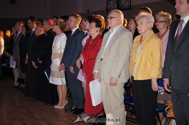Uroczystości w Szkole Podstawowej nr 10 [19.05.2014] - zdjęcie #68 - eOstroleka.pl