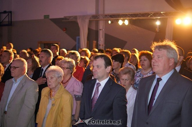 Uroczystości w Szkole Podstawowej nr 10 [19.05.2014] - zdjęcie #66 - eOstroleka.pl