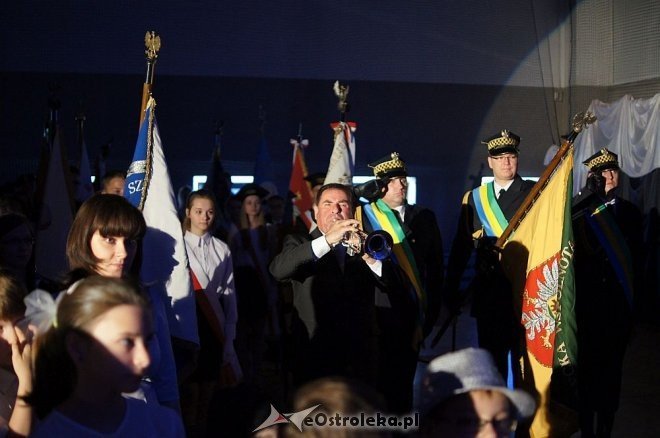 Uroczystości w Szkole Podstawowej nr 10 [19.05.2014] - zdjęcie #62 - eOstroleka.pl