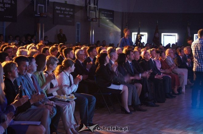 Uroczystości w Szkole Podstawowej nr 10 [19.05.2014] - zdjęcie #46 - eOstroleka.pl