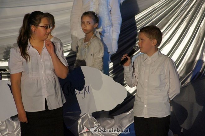 Uroczystości w Szkole Podstawowej nr 10 [19.05.2014] - zdjęcie #21 - eOstroleka.pl
