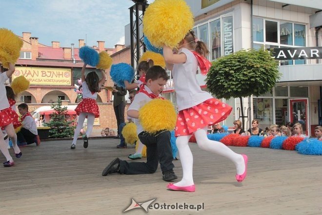 III Przedszkolny Festiwal Tańca [20.05.2014] - zdjęcie #100 - eOstroleka.pl