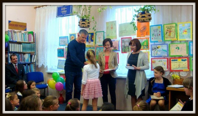 Przeczytajmy razem - spotkanie czytelnicze w Filii Nr 2 Miejskiej Biblioteki Publicznej [20.05.2014] - zdjęcie #8 - eOstroleka.pl