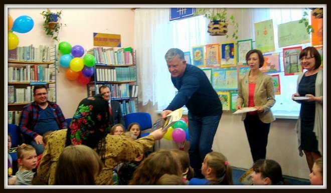 Przeczytajmy razem - spotkanie czytelnicze w Filii Nr 2 Miejskiej Biblioteki Publicznej [20.05.2014] - zdjęcie #7 - eOstroleka.pl