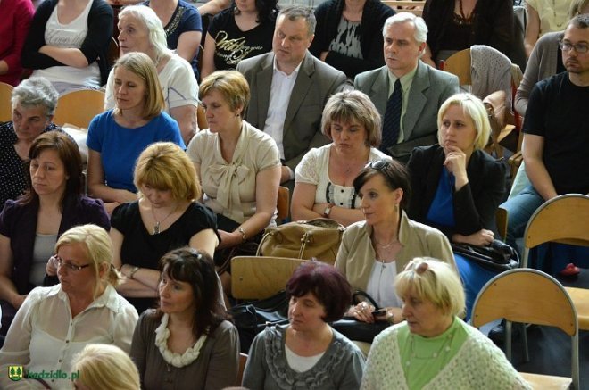 Minister Edukacji Narodowej Joanna Kluzik-Rostkowska w Kadzidle [ZDJĘCIA] - zdjęcie #39 - eOstroleka.pl