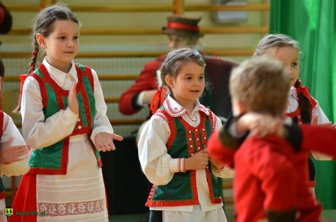 Minister Edukacji Narodowej Joanna Kluzik-Rostkowska w Kadzidle [ZDJĘCIA] - zdjęcie #14 - eOstroleka.pl