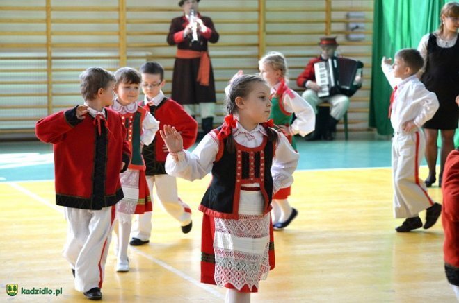 Minister Edukacji Narodowej Joanna Kluzik-Rostkowska w Kadzidle [ZDJĘCIA] - zdjęcie #11 - eOstroleka.pl