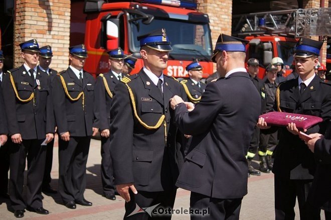 Uroczysty apel z okazji Dnia Strażaka [23.05.2014] - zdjęcie #3 - eOstroleka.pl