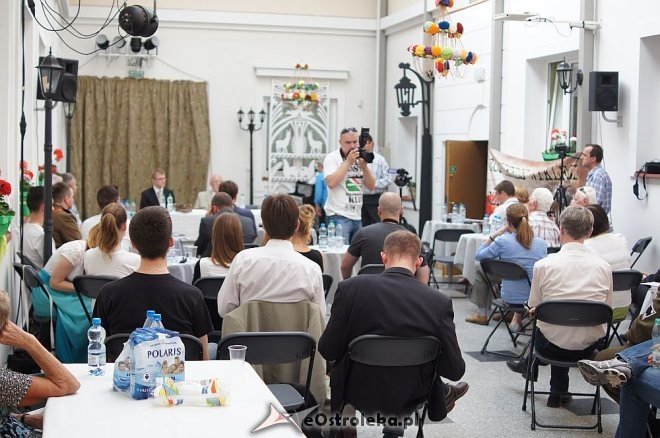 Spotkanie z Kajetanem Rajskim, autorem książki „Wilczęta. Rozmowy z dziećmi Żołnierzy Wyklętych” [23.05.2014] - zdjęcie #1 - eOstroleka.pl