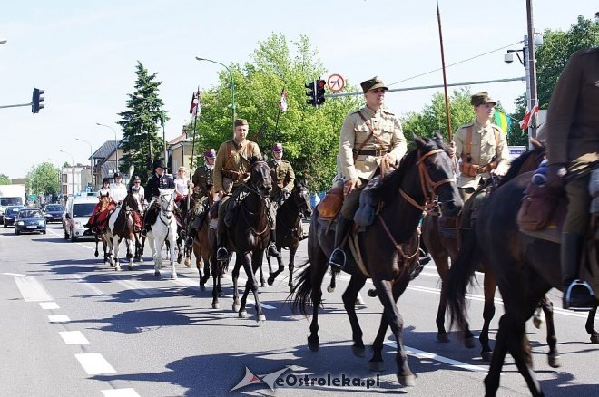 Parada kawalerii ulicami miasta [24.05.2014] - zdjęcie #21 - eOstroleka.pl
