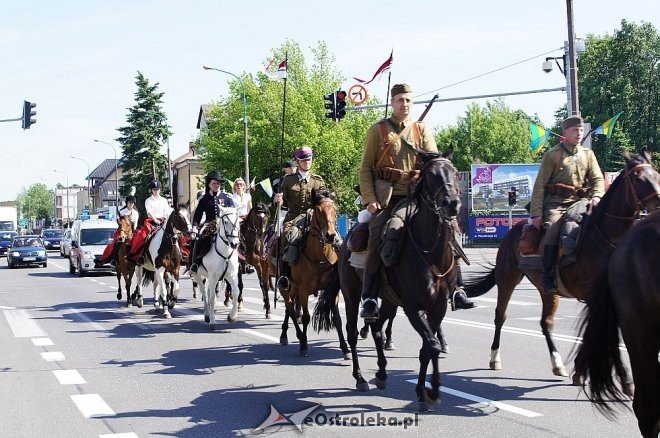 Parada kawalerii ulicami miasta [24.05.2014] - zdjęcie #23 - eOstroleka.pl