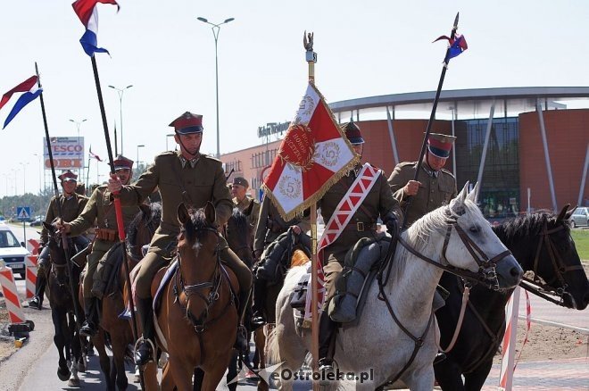 Parada kawalerii ulicami miasta [24.05.2014] - zdjęcie #36 - eOstroleka.pl