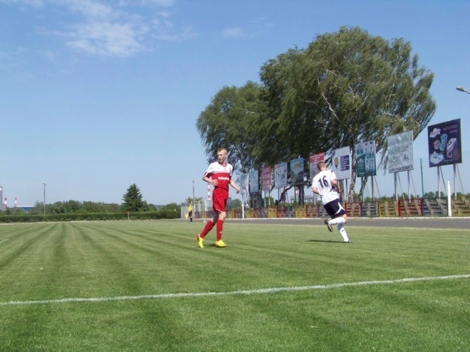 Narew Ostrołęka - Wisła II Płock (24.05.2014) - zdjęcie #1 - eOstroleka.pl