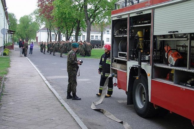 Uczniowie ZSZ nr 2 wzięli udział w obozie szkoleniowym w Bemowie Piskim [26.05.2014] - zdjęcie #118 - eOstroleka.pl