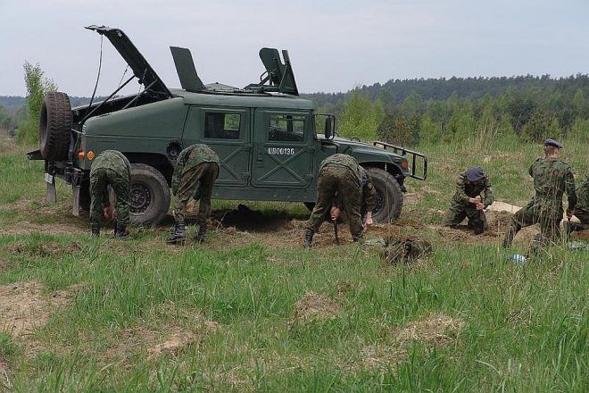 Uczniowie ZSZ nr 2 wzięli udział w obozie szkoleniowym w Bemowie Piskim [26.05.2014] - zdjęcie #92 - eOstroleka.pl