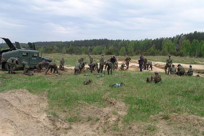 Uczniowie ZSZ nr 2 wzięli udział w obozie szkoleniowym w Bemowie Piskim [26.05.2014] - zdjęcie #89 - eOstroleka.pl