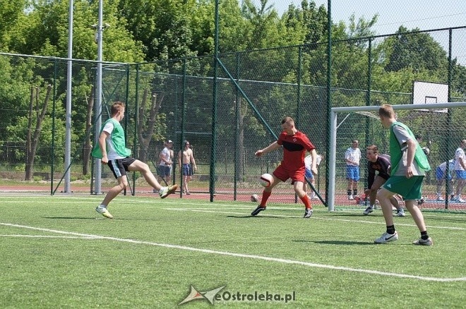 II Turniej Gier Zespołowych w Zespole Szkół Zawodowych Nr 2 [27.05.2014] - zdjęcie #71 - eOstroleka.pl