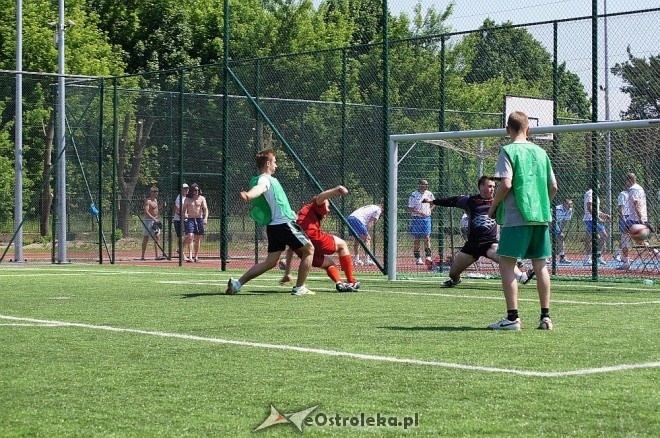 II Turniej Gier Zespołowych w Zespole Szkół Zawodowych Nr 2 [27.05.2014] - zdjęcie #70 - eOstroleka.pl