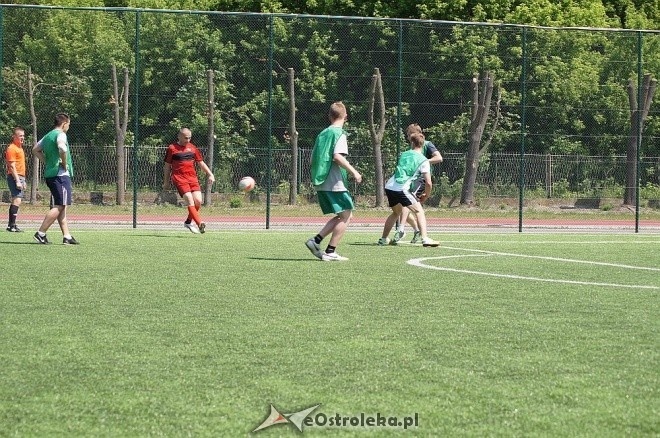 II Turniej Gier Zespołowych w Zespole Szkół Zawodowych Nr 2 [27.05.2014] - zdjęcie #44 - eOstroleka.pl
