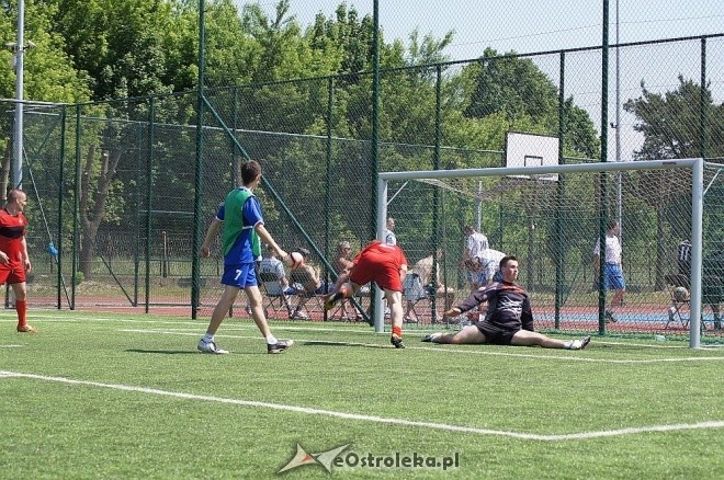 II Turniej Gier Zespołowych w Zespole Szkół Zawodowych Nr 2 [27.05.2014] - zdjęcie #42 - eOstroleka.pl