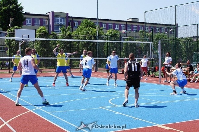 II Turniej Gier Zespołowych w Zespole Szkół Zawodowych Nr 2 [27.05.2014] - zdjęcie #8 - eOstroleka.pl