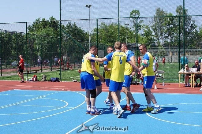II Turniej Gier Zespołowych w Zespole Szkół Zawodowych Nr 2 [27.05.2014] - zdjęcie #4 - eOstroleka.pl
