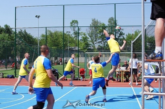 II Turniej Gier Zespołowych w Zespole Szkół Zawodowych Nr 2 [27.05.2014] - zdjęcie #2 - eOstroleka.pl