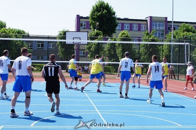 II Turniej Gier Zespołowych w Zespole Szkół Zawodowych Nr 2 [27.05.2014] - zdjęcie #27 - eOstroleka.pl