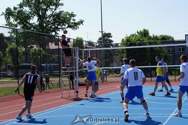 II Turniej Gier Zespołowych w Zespole Szkół Zawodowych Nr 2 [27.05.2014] - zdjęcie #23 - eOstroleka.pl