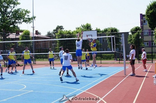 II Turniej Gier Zespołowych w Zespole Szkół Zawodowych Nr 2 [27.05.2014] - zdjęcie #19 - eOstroleka.pl