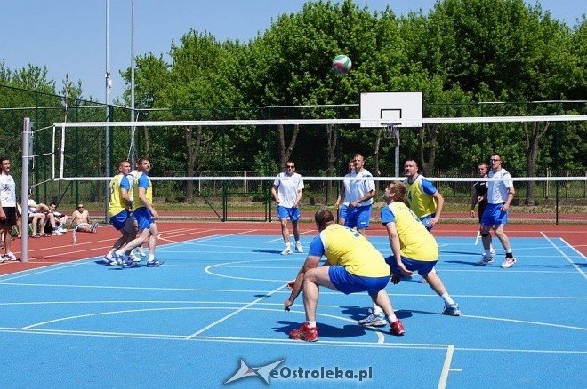 II Turniej Gier Zespołowych w Zespole Szkół Zawodowych Nr 2 [27.05.2014] - zdjęcie #9 - eOstroleka.pl