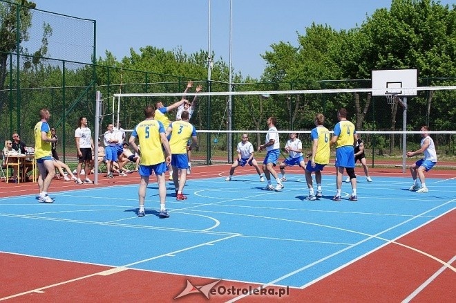 II Turniej Gier Zespołowych w Zespole Szkół Zawodowych Nr 2 [27.05.2014] - zdjęcie #5 - eOstroleka.pl