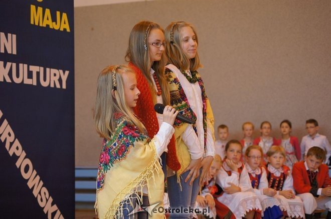 „Kurpie Pieśnią i Słowem Malowane” – Dni Kultury Kurpiowskiej w SP 10 [27.05.2014] - zdjęcie #25 - eOstroleka.pl
