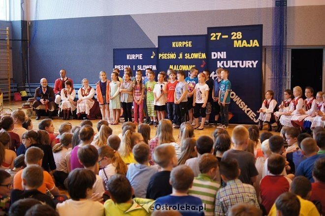 „Kurpie Pieśnią i Słowem Malowane” – Dni Kultury Kurpiowskiej w SP 10 [27.05.2014] - zdjęcie #5 - eOstroleka.pl