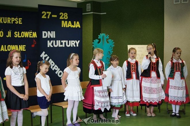 „Kurpie Pieśnią i Słowem Malowane” – Kolejny dzień Dni Kultury Kurpiowskiej w SP 10 [28.05.2014] - zdjęcie #59 - eOstroleka.pl