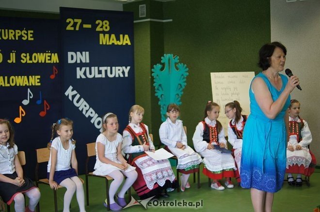 „Kurpie Pieśnią i Słowem Malowane” – Kolejny dzień Dni Kultury Kurpiowskiej w SP 10 [28.05.2014] - zdjęcie #57 - eOstroleka.pl