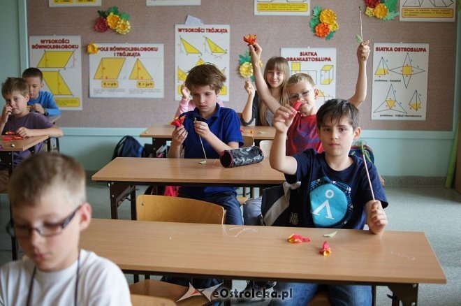 „Kurpie Pieśnią i Słowem Malowane” – Kolejny dzień Dni Kultury Kurpiowskiej w SP 10 [28.05.2014] - zdjęcie #25 - eOstroleka.pl