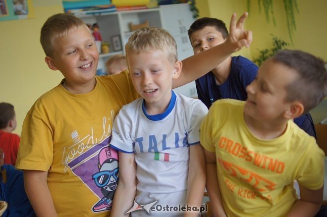 „Kurpie Pieśnią i Słowem Malowane” – Kolejny dzień Dni Kultury Kurpiowskiej w SP 10 [28.05.2014] - zdjęcie #5 - eOstroleka.pl