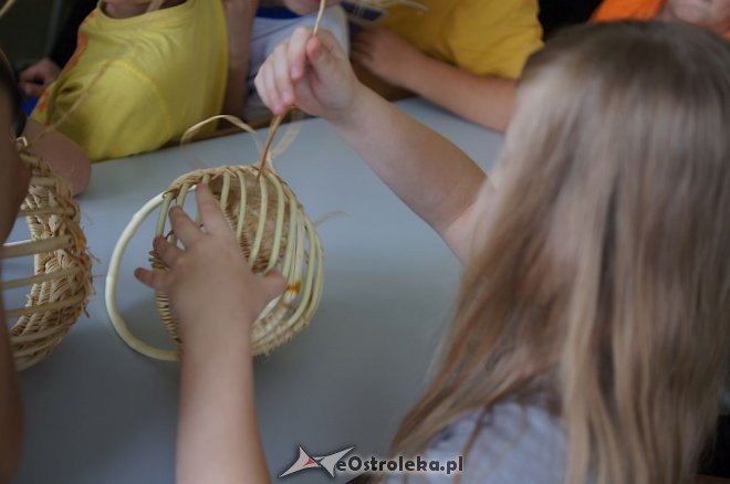 „Kurpie Pieśnią i Słowem Malowane” – Kolejny dzień Dni Kultury Kurpiowskiej w SP 10 [28.05.2014] - zdjęcie #2 - eOstroleka.pl