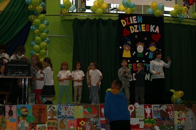 Dzień Dziecka Z OSW w Ostrołęce [30.05.2014] - zdjęcie #1 - eOstroleka.pl