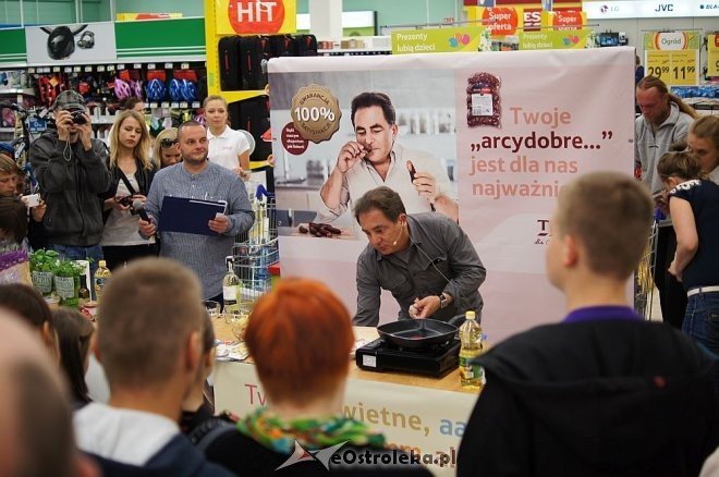 Robert Makłowicz w ostrołęckim Tesco [30.05.2014] - zdjęcie #16 - eOstroleka.pl