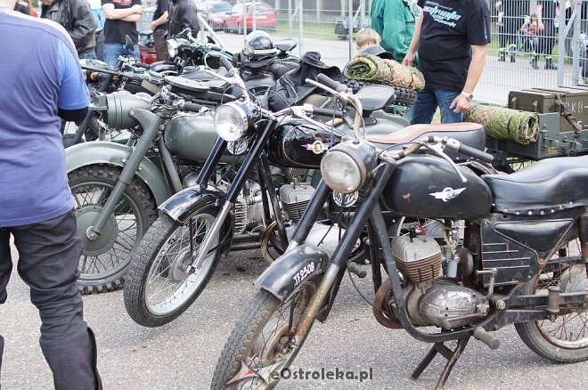 III Rzekuńskie Spotkanie Pasjonatów Starej Motoryzacji [31.05.2014] - zdjęcie #31 - eOstroleka.pl