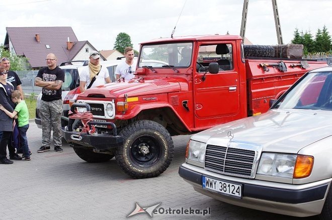 III Rzekuńskie Spotkanie Pasjonatów Starej Motoryzacji [31.05.2014] - zdjęcie #1 - eOstroleka.pl