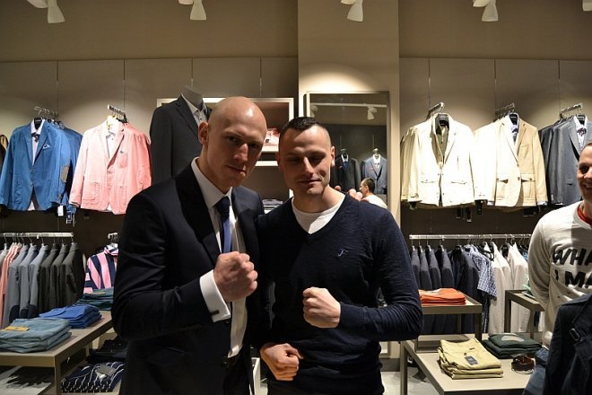 Diablo w Galerii Bursztynowa [30.05.2014] - zdjęcie #144 - eOstroleka.pl