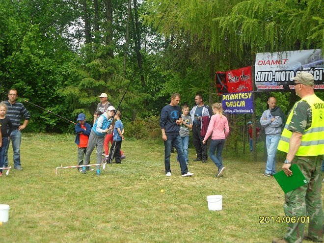 Wędkarski Dzień Dziecka z Kołem Narew 38 [1.05.2014] - zdjęcie #69 - eOstroleka.pl