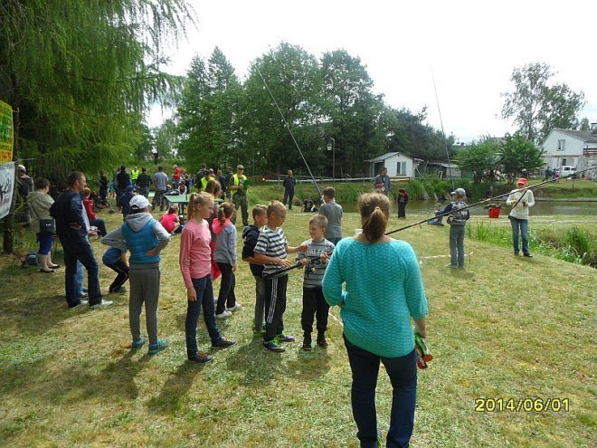 Wędkarski Dzień Dziecka z Kołem Narew 38 [1.05.2014] - zdjęcie #57 - eOstroleka.pl