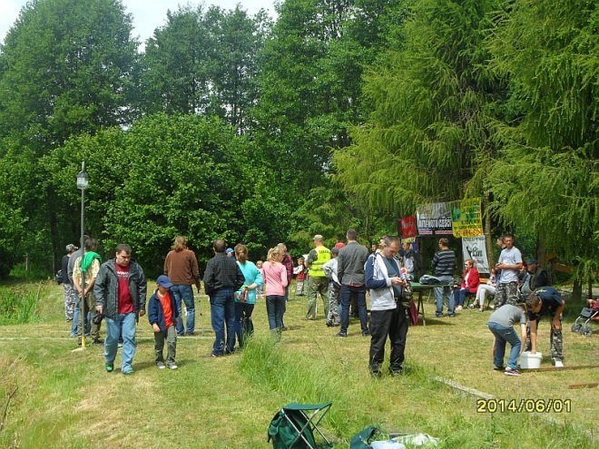Wędkarski Dzień Dziecka z Kołem Narew 38 [1.05.2014] - zdjęcie #97 - eOstroleka.pl